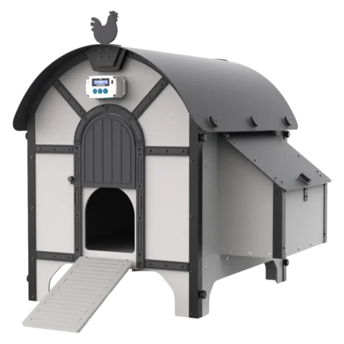 ChickenGuard_coop_the_barn_with_pro